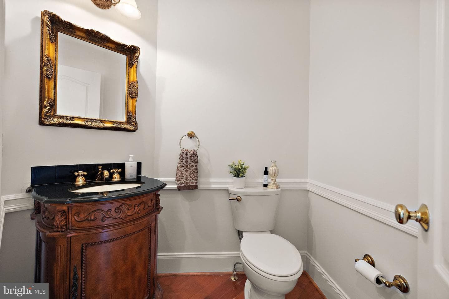 1670 Royal Berkshire Circle photo 22