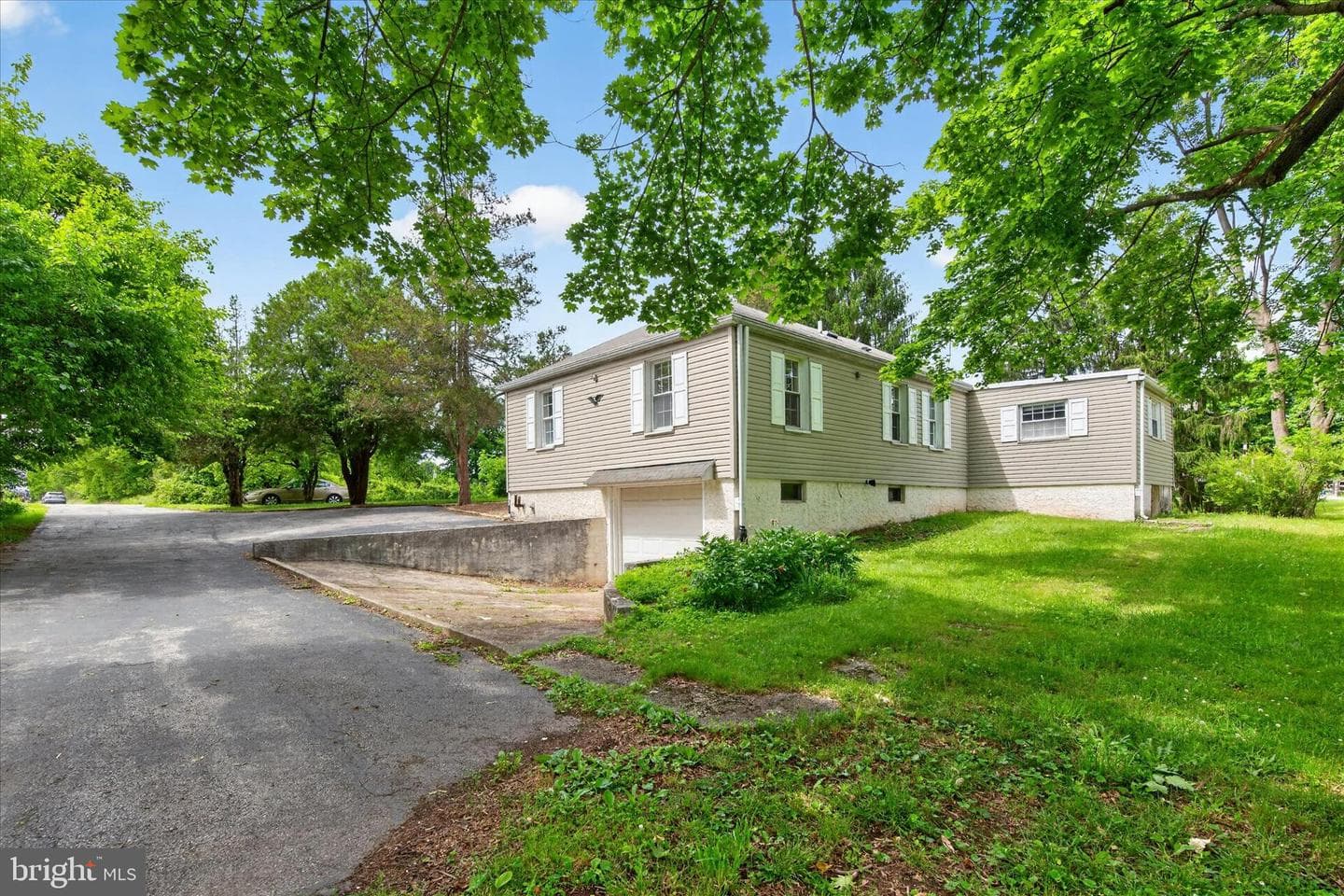 2680 Charlestown Road photo 26
