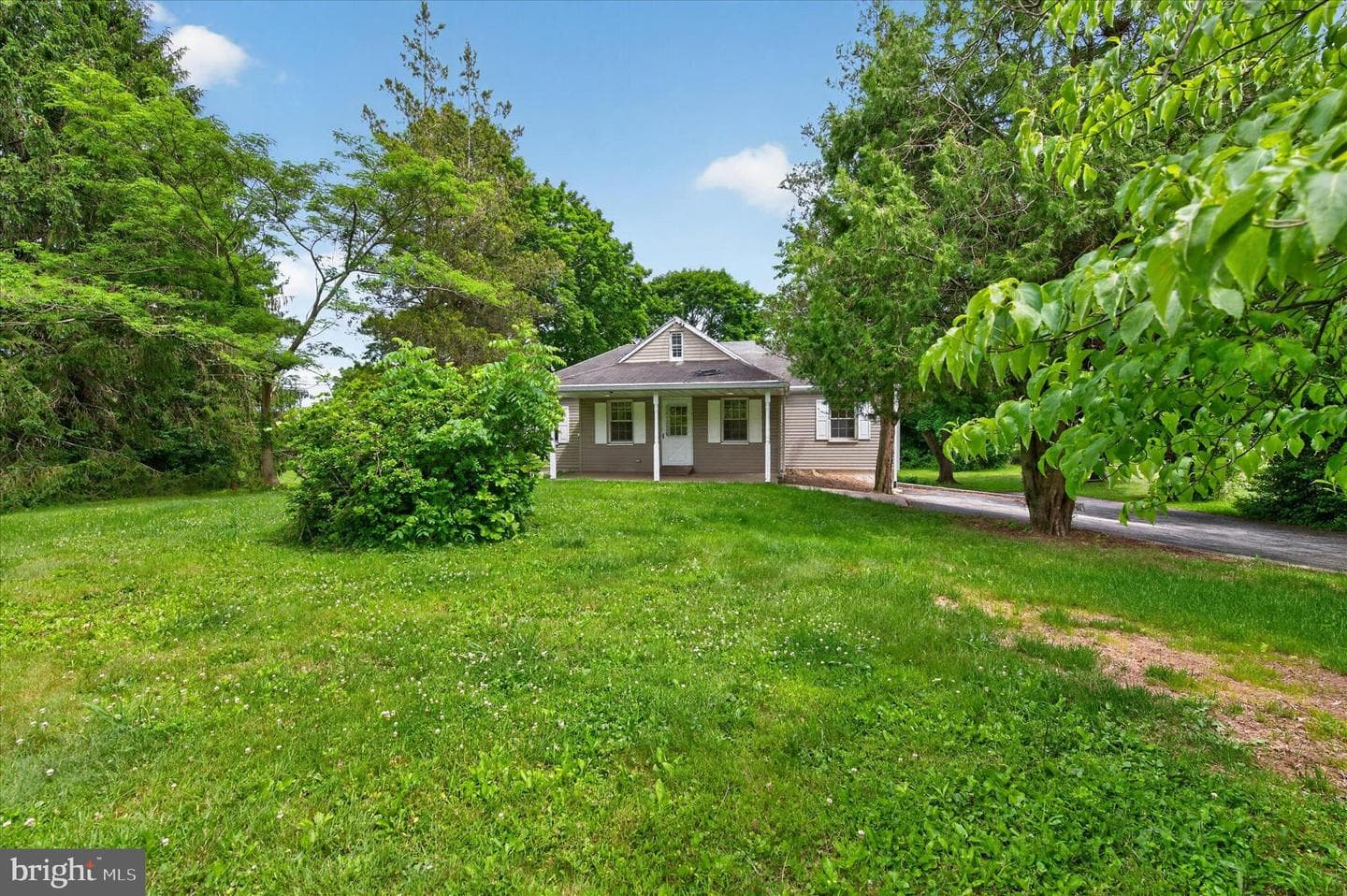 2680 Charlestown Road photo 4