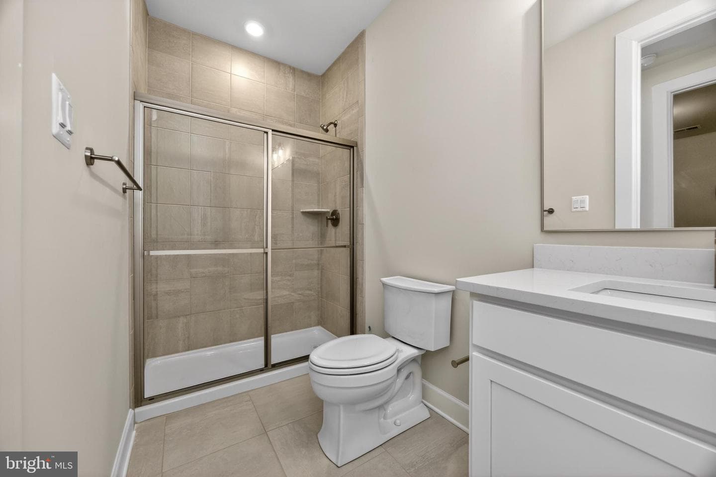 1458 Hydrangea Way photo 23