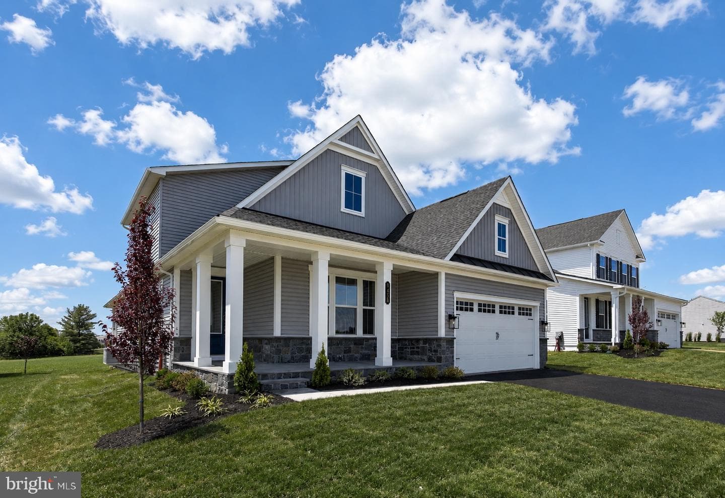 1458 Hydrangea Way photo 29