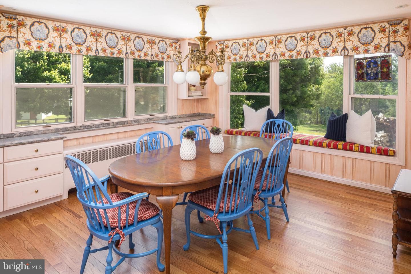 137 Davis Road photo 24