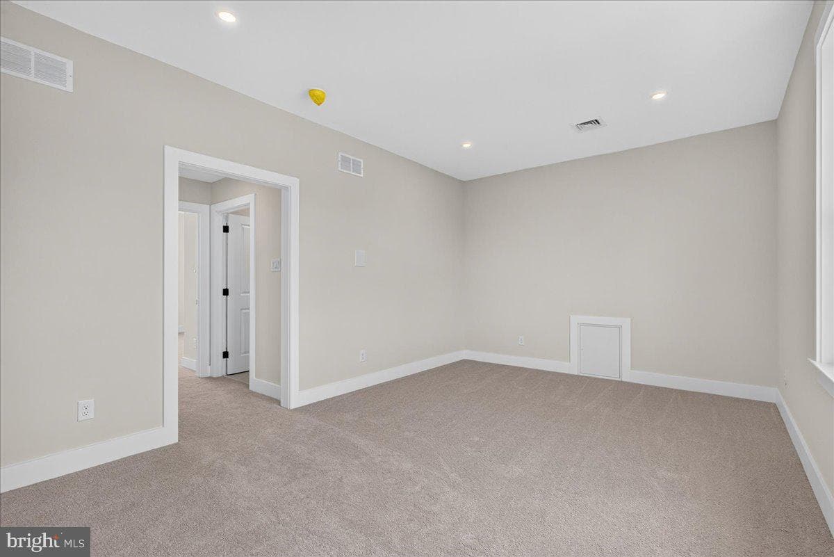 440 Highland Avenue photo 20
