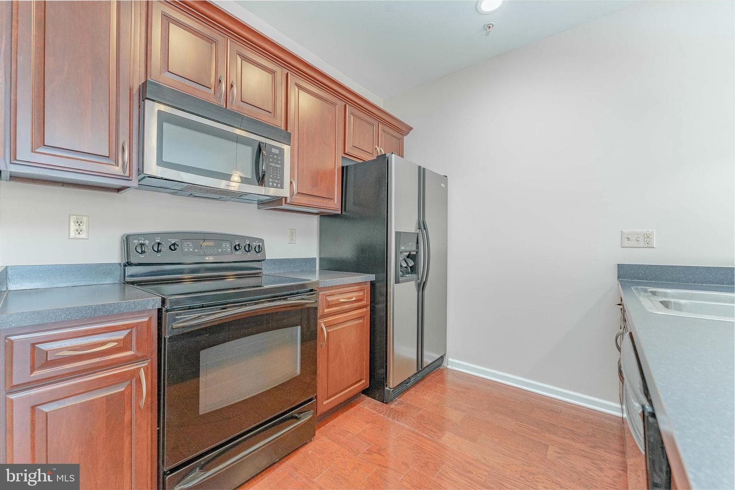 136 Bridge Street #302 photo 3