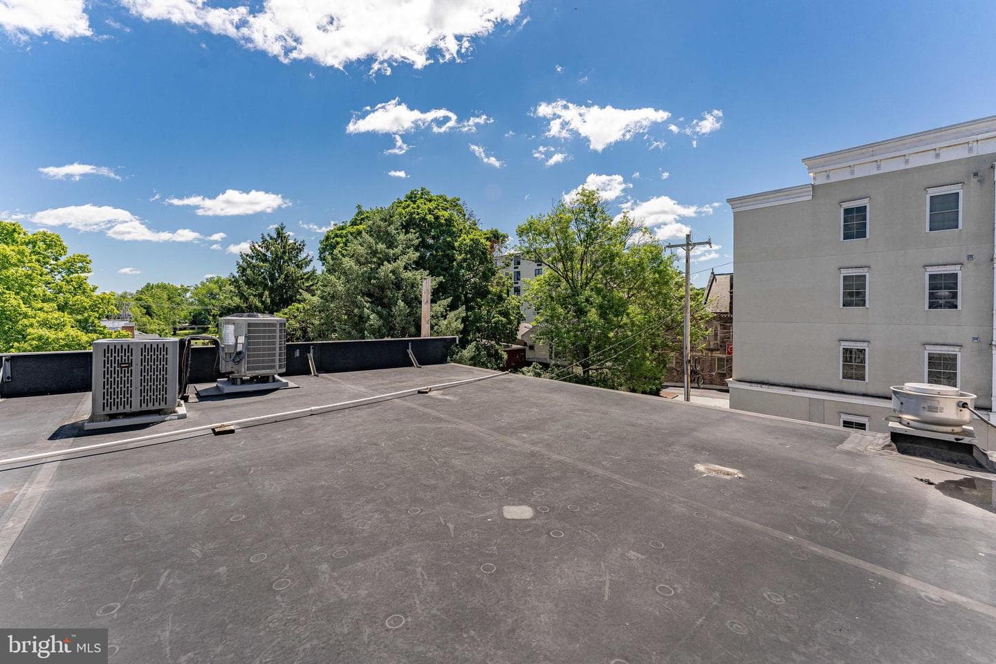 136 Bridge Street #302 photo 31
