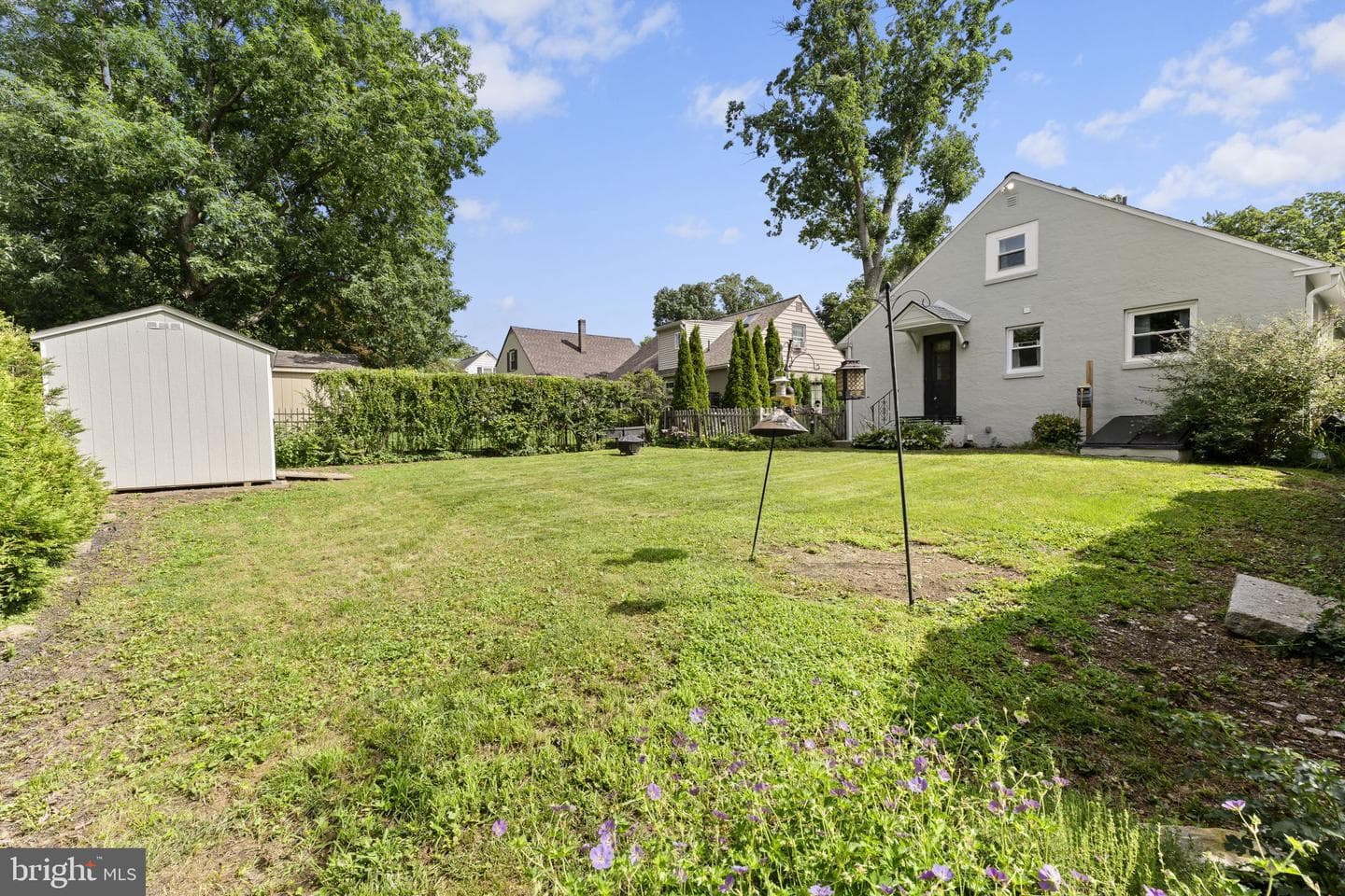 552 Woodside Avenue photo 36