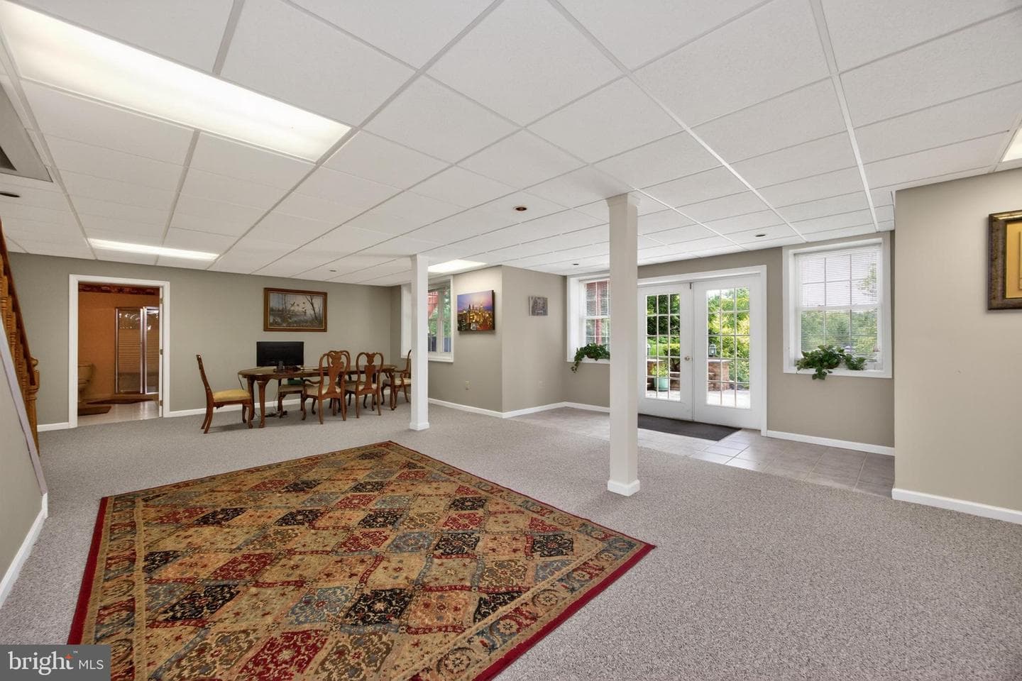 904 Victoria Court photo 46