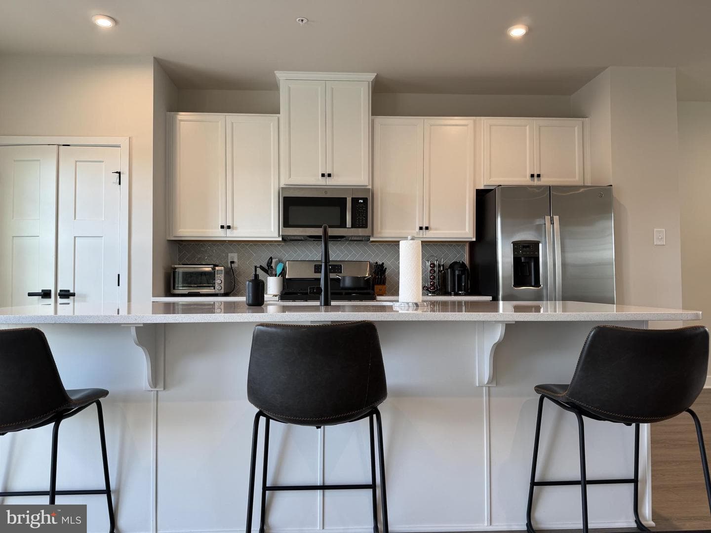 100 Arcadia Way photo 12