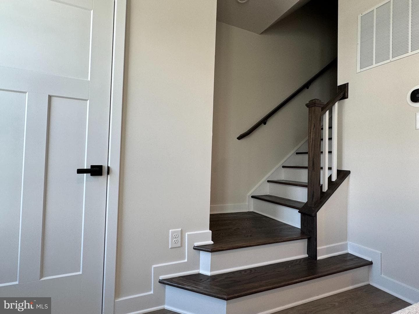 100 Arcadia Way photo 14