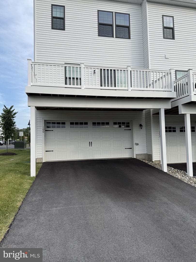 100 Arcadia Way, Exton
