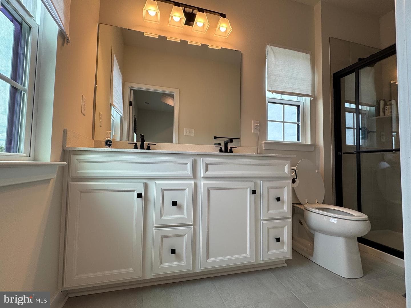 100 Arcadia Way photo 20