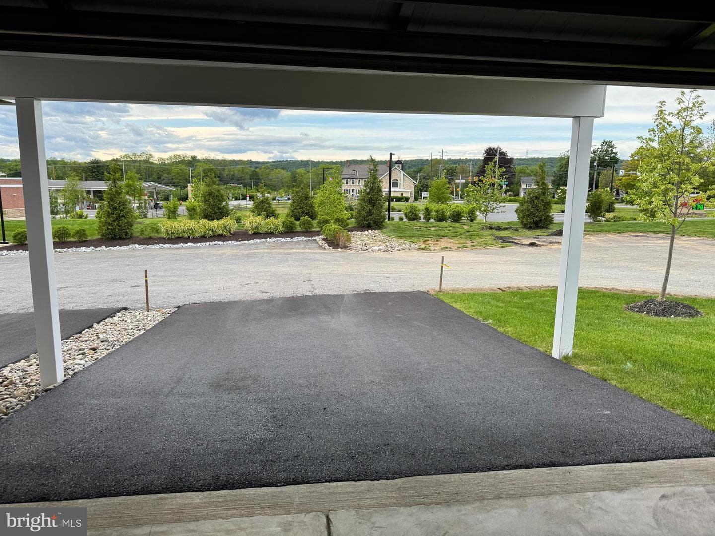 100 Arcadia Way photo 4