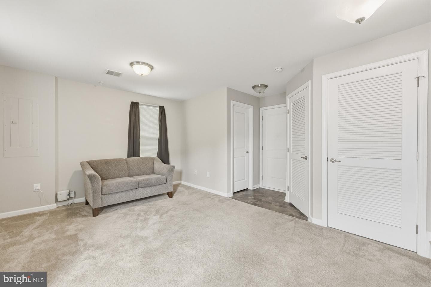 325 Schmidt Road photo 8