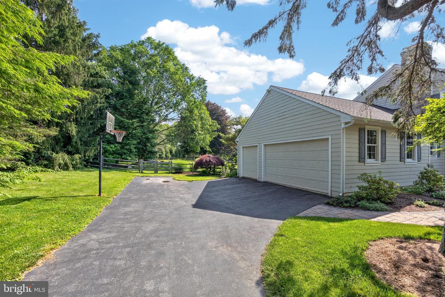 153 E Doe Run Rd photo 77