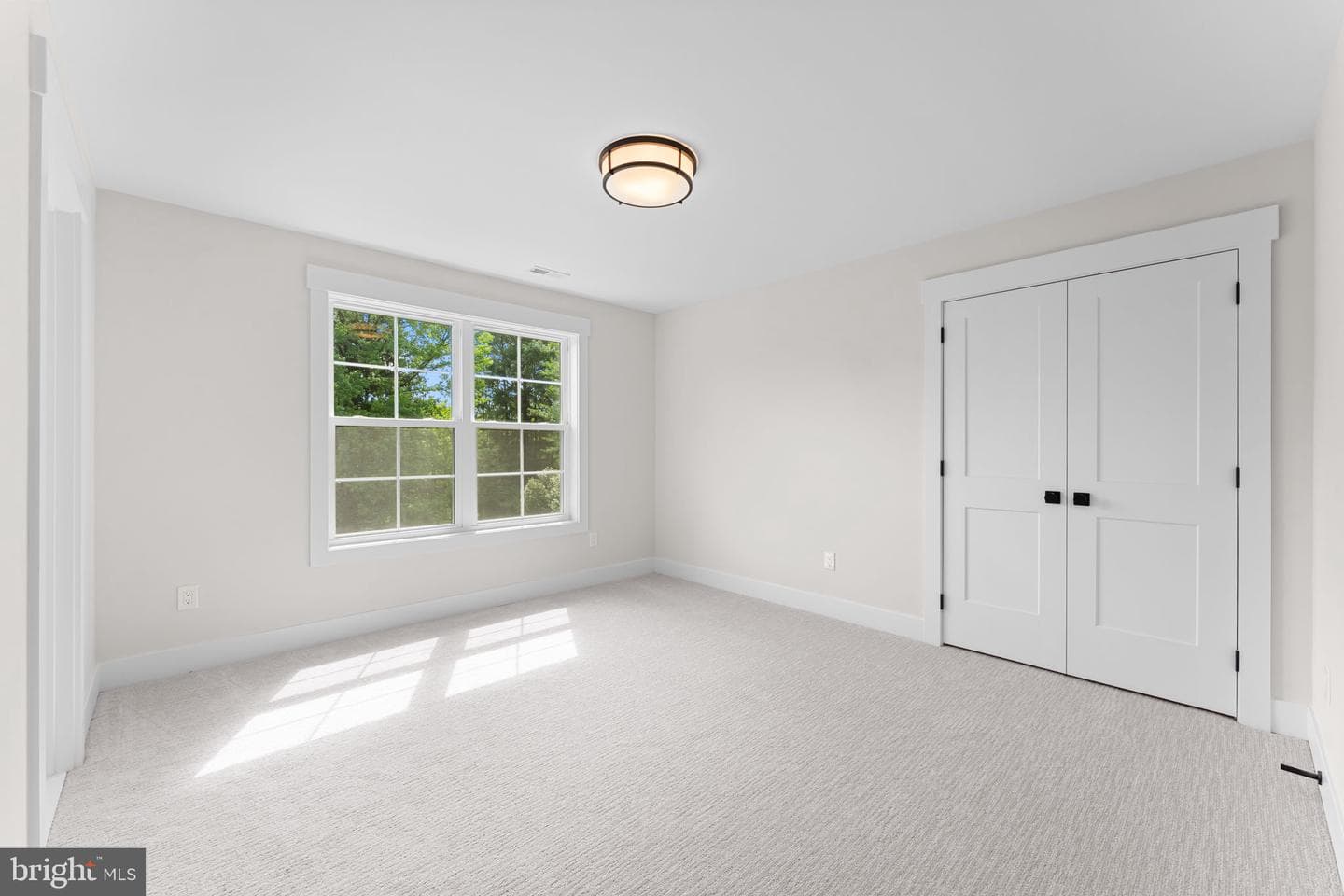17 Hickory Lane photo 34