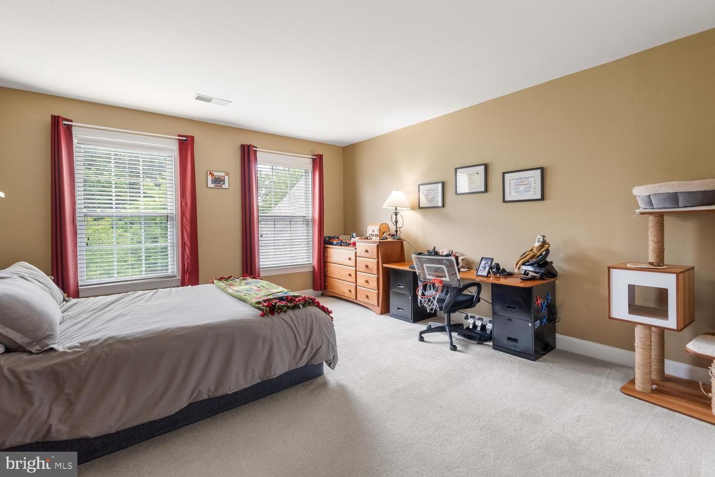 55 Mccormick Way photo 35