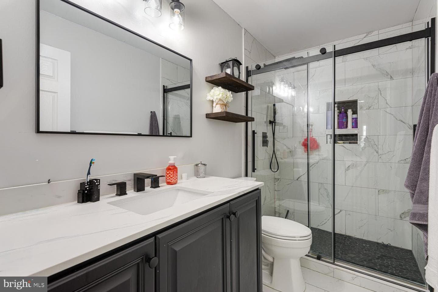 55 Mccormick Way photo 40