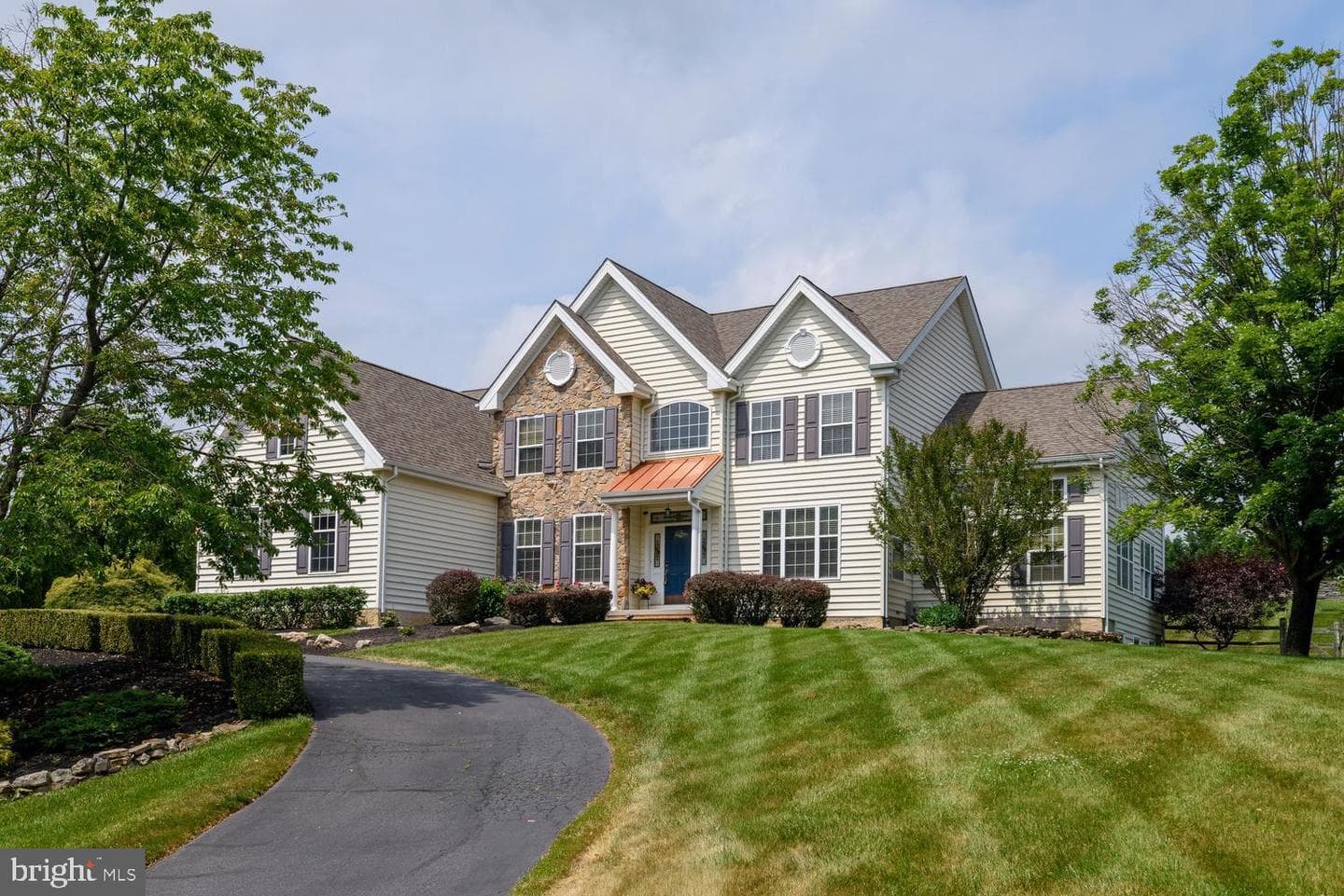 55 Mccormick Way photo 55