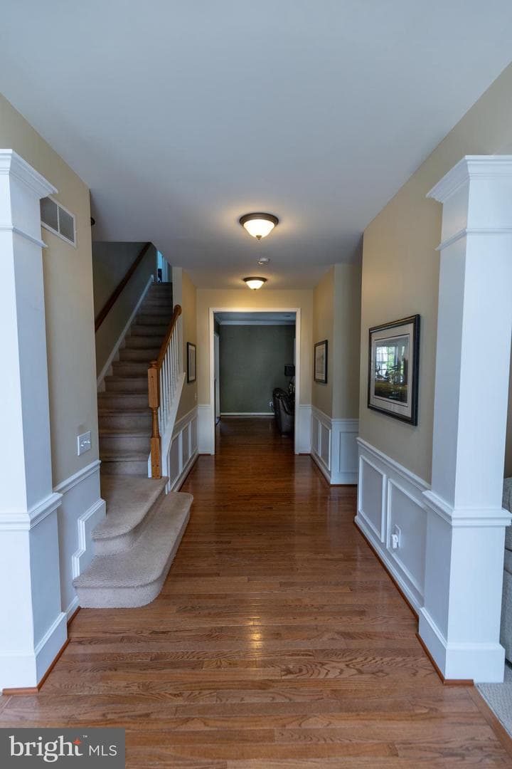 508 Emerson Circle photo 9