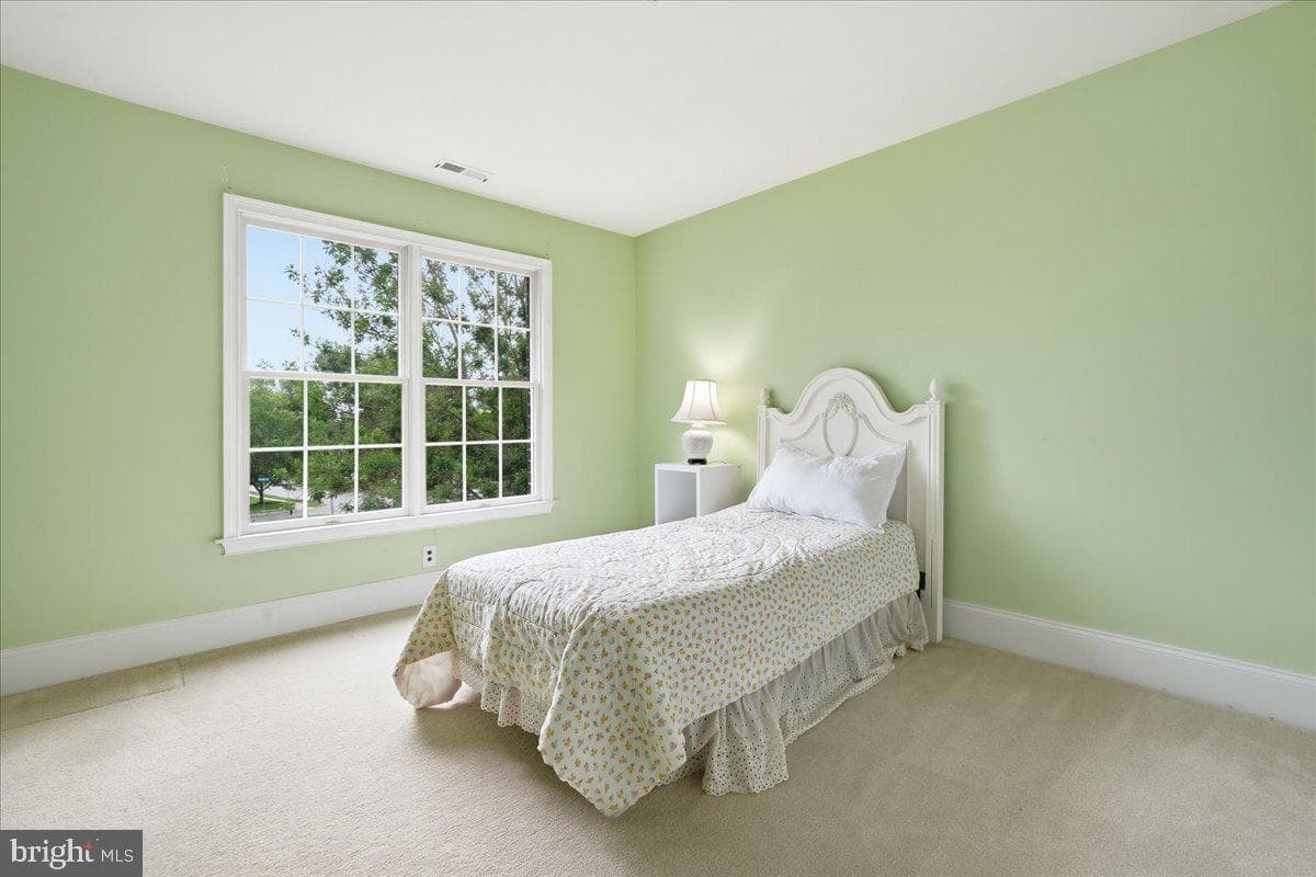 609 Winston Lane photo 31