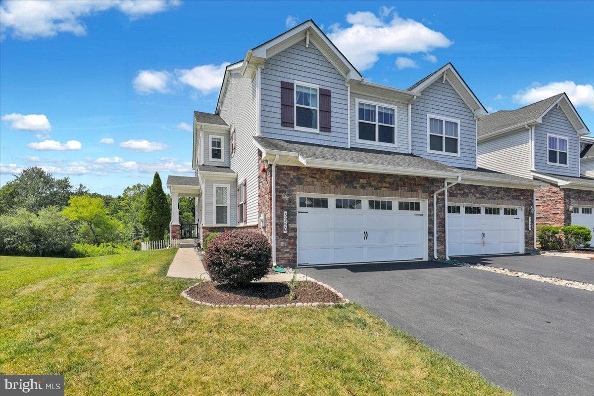 3250 Krista Lane photo 6