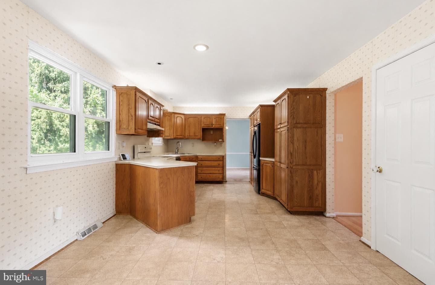 364 S Balderston Drive photo 10