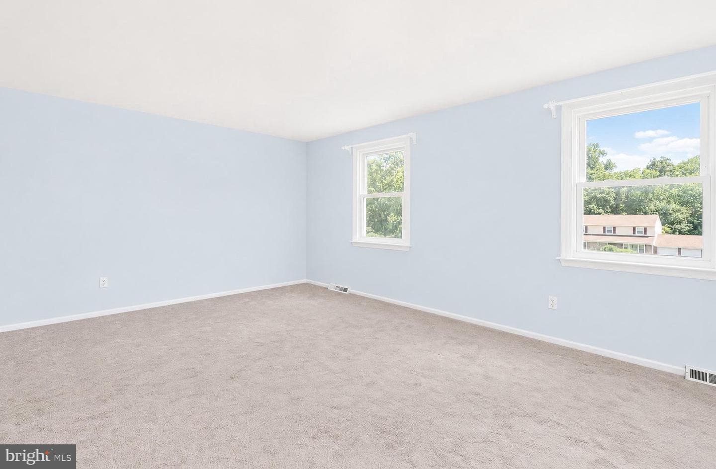 364 S Balderston Drive photo 3