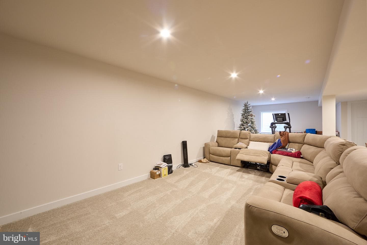 235 Sloan Drive photo 31