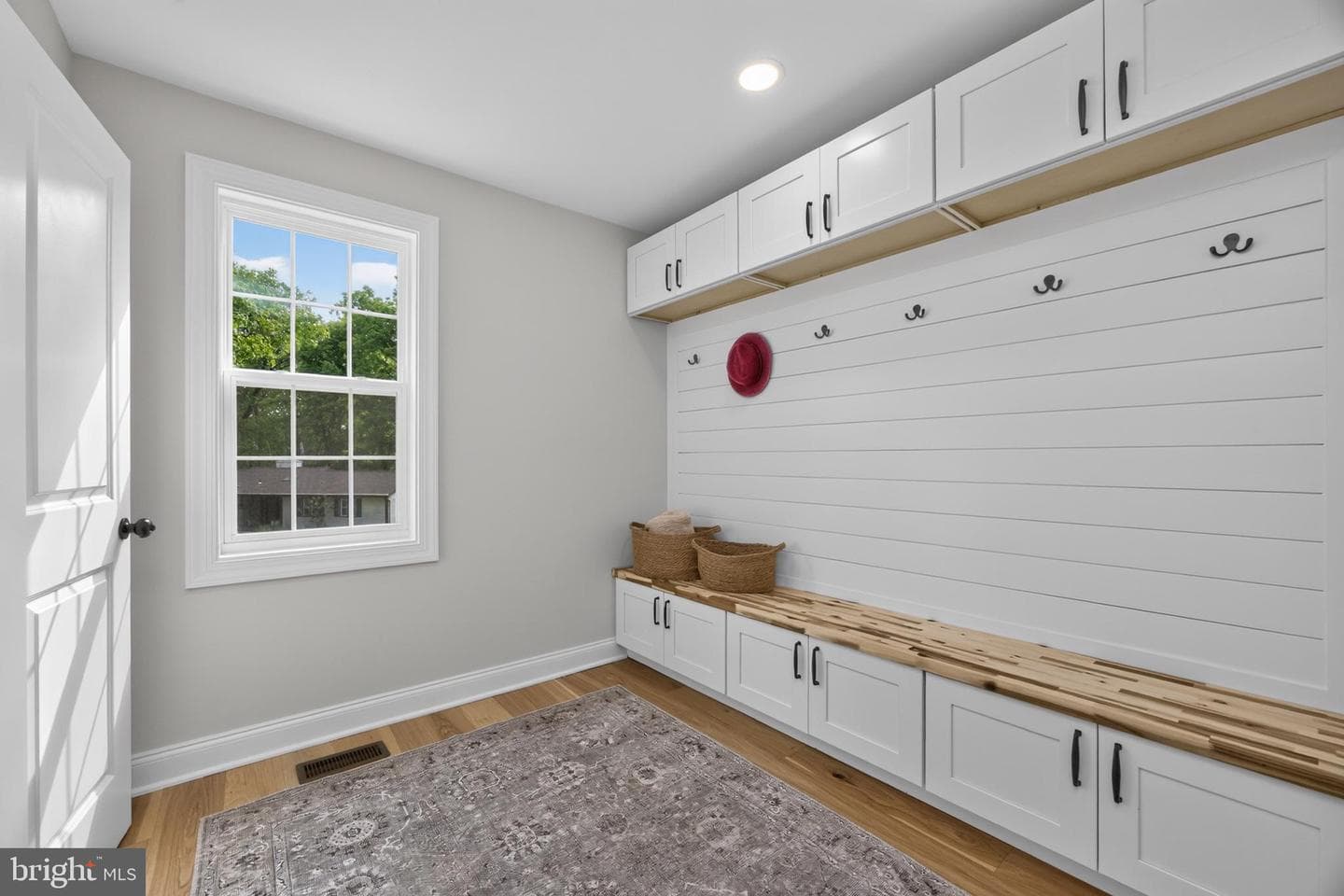 303 Norwood Road photo 12