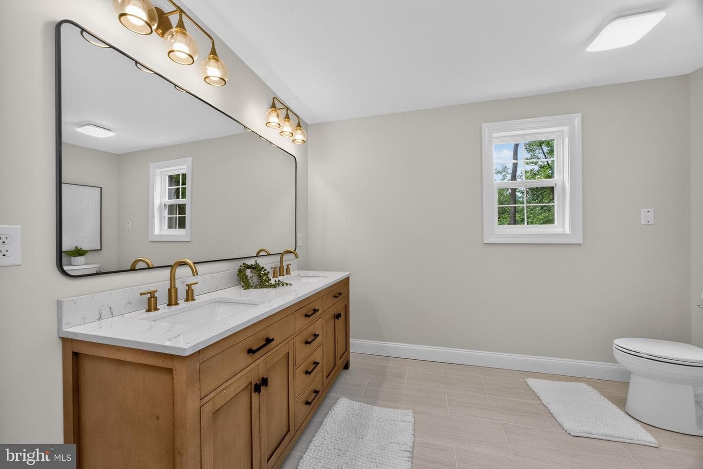 303 Norwood Road photo 41