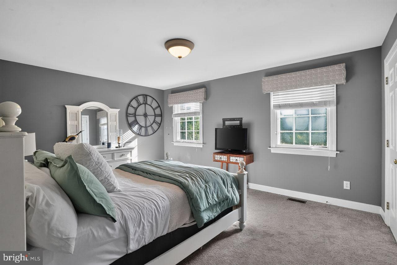 1704 Chantilly Lane photo 61