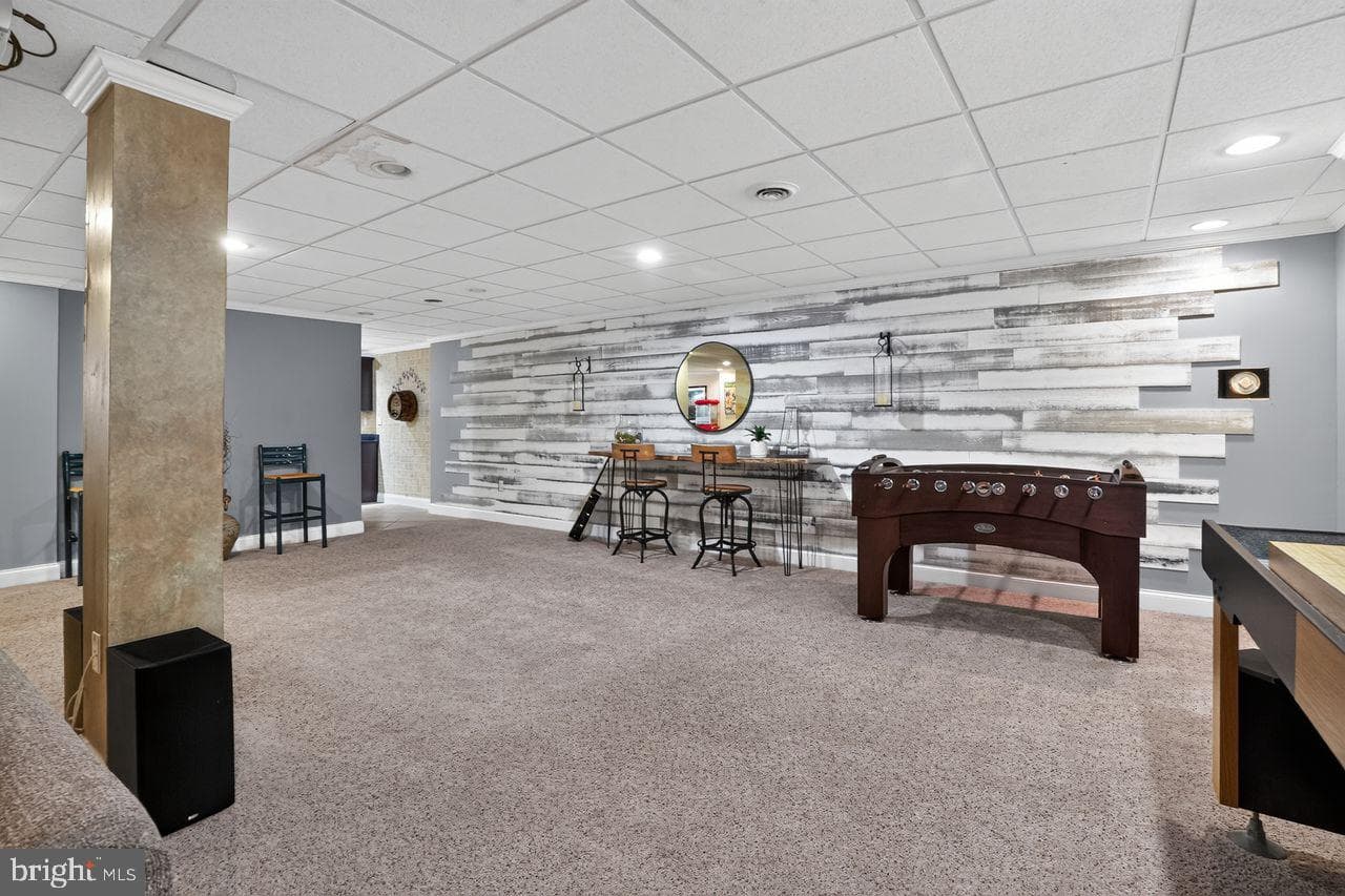 1704 Chantilly Lane photo 64