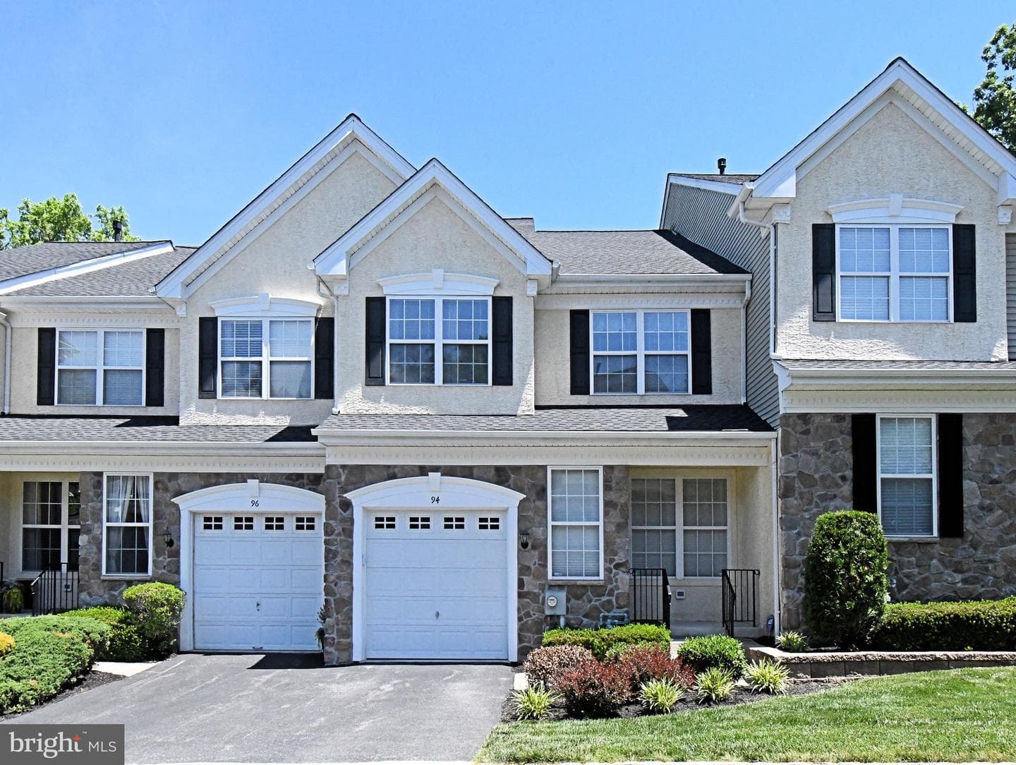 94 Longview Lane, Newtown Square