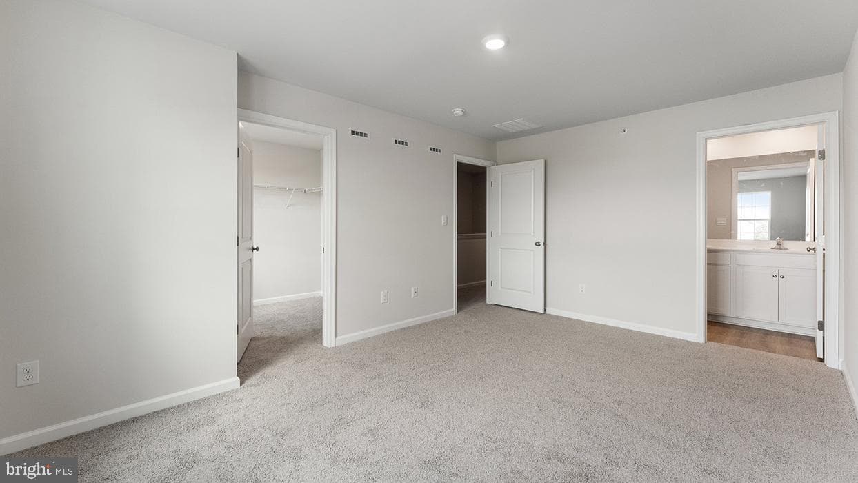 252 Derby Drive photo 11
