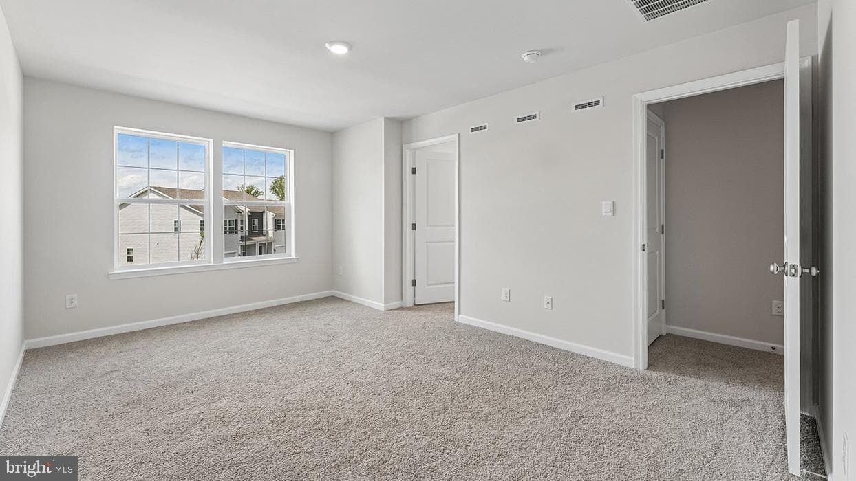 252 Derby Drive photo 12