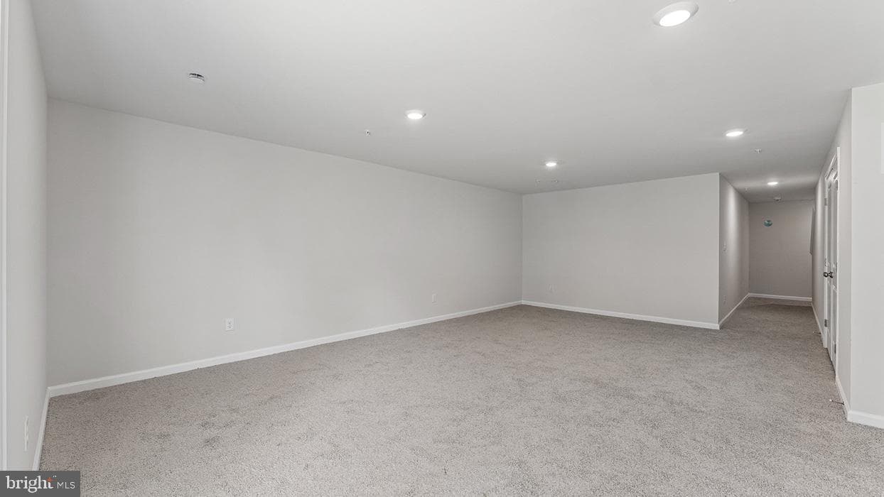 252 Derby Drive photo 24
