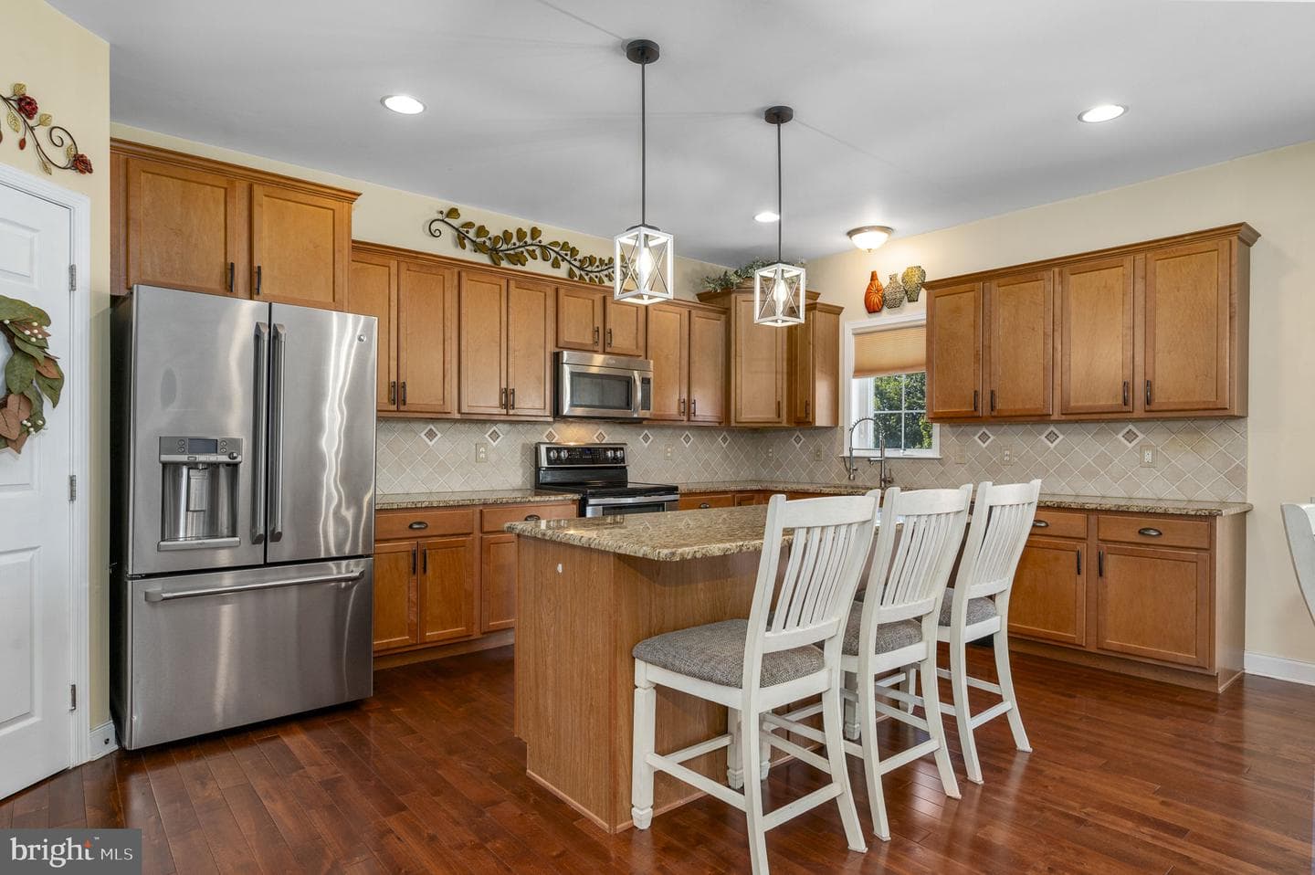 1052 Walnut Street photo 8