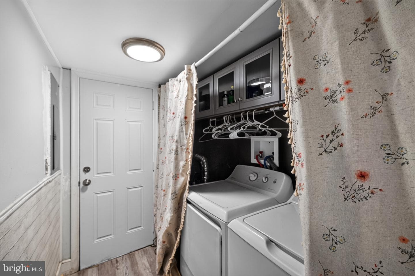 127 Spring Hill Lane photo 21