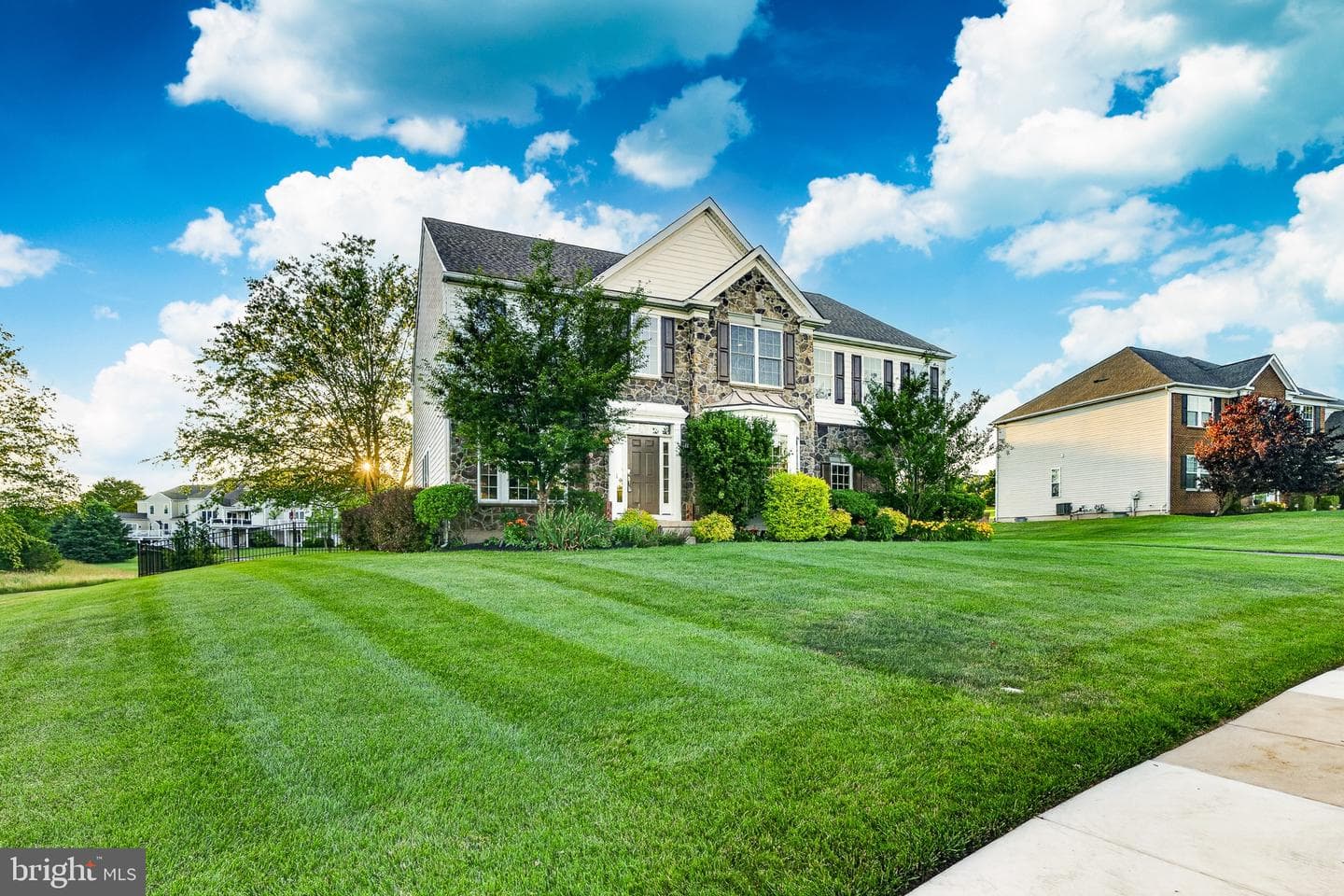 122 Bolero Drive photo 5