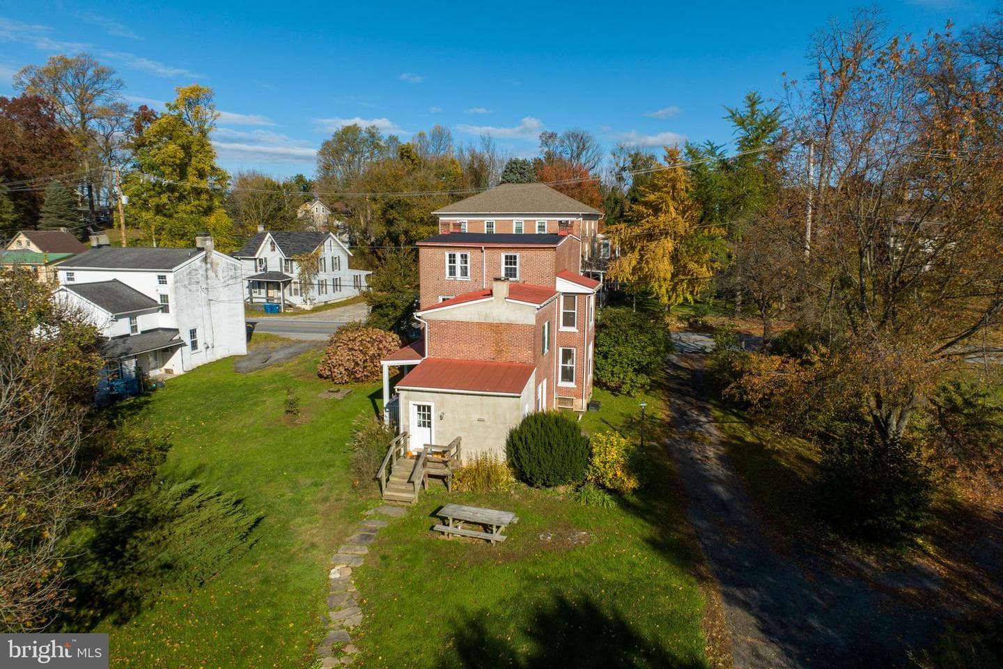 486 W Street Road photo 17