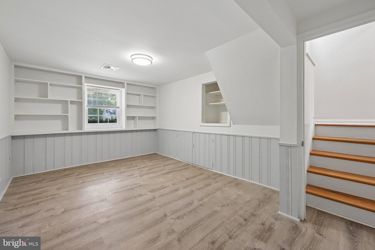 543 Midland Avenue photo 27