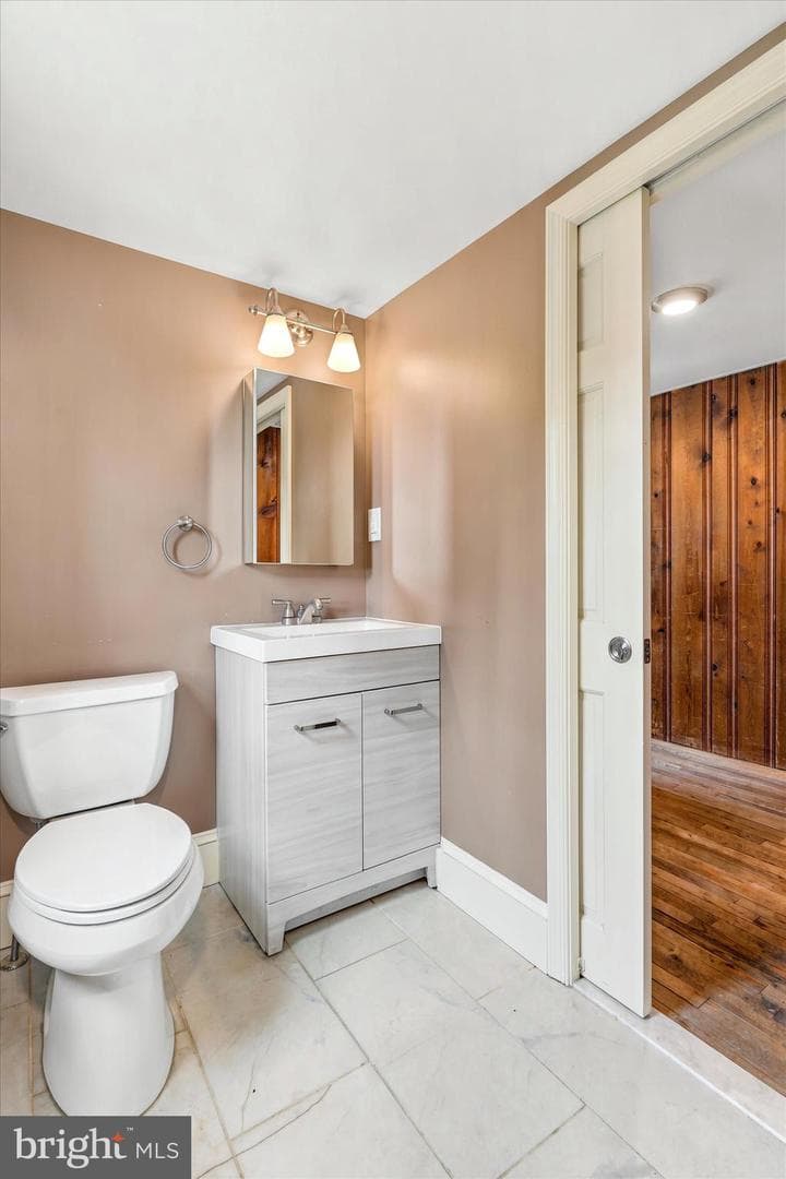 50 Colonial Springs Road photo 10