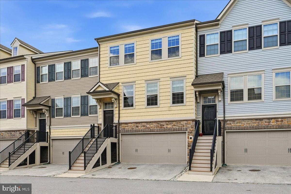 21 Eagle Lane, Malvern