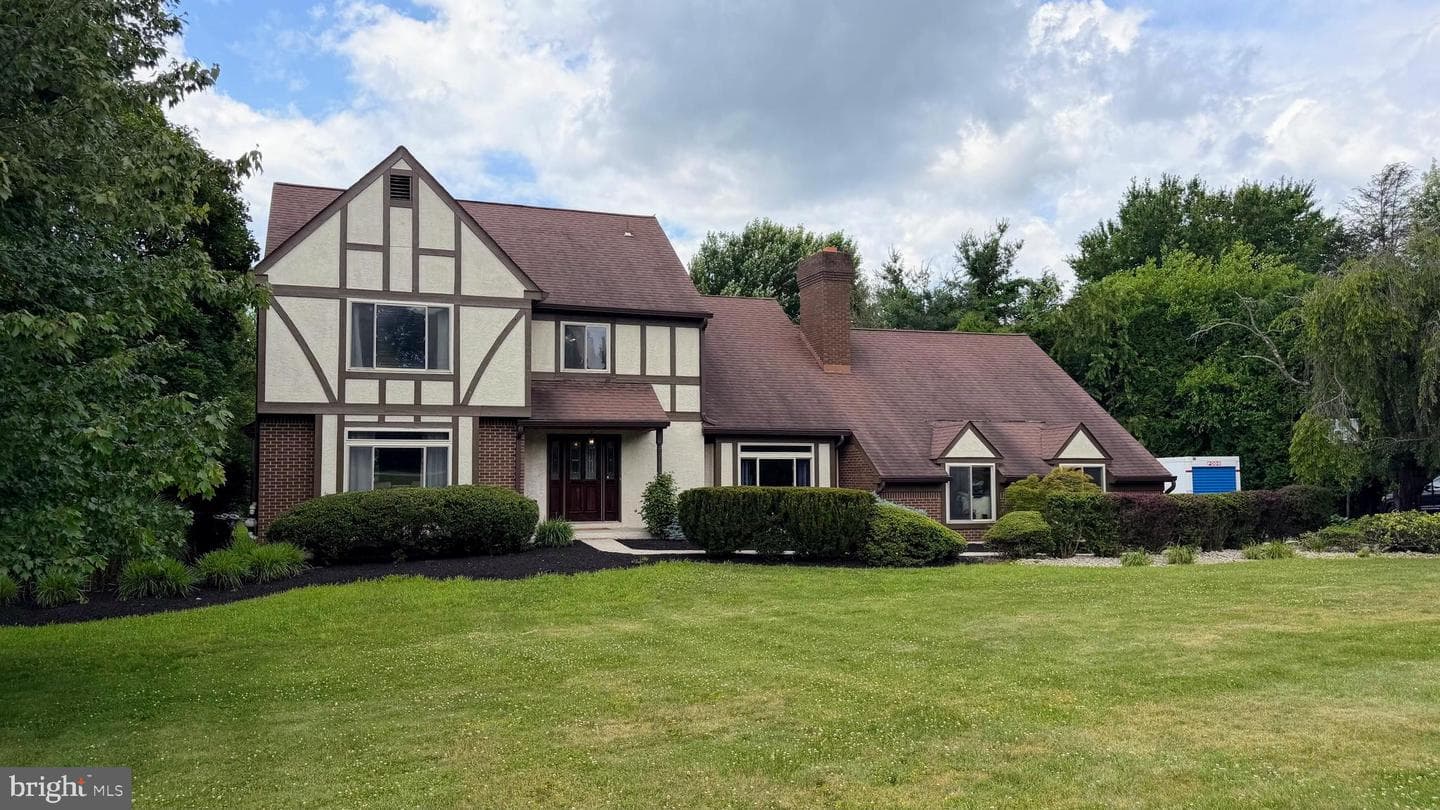 170 Lenora Lane, Downingtown