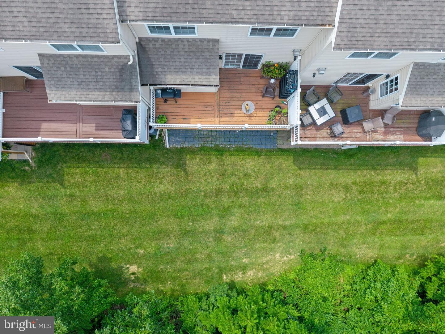 1214 Derry Lane photo 38