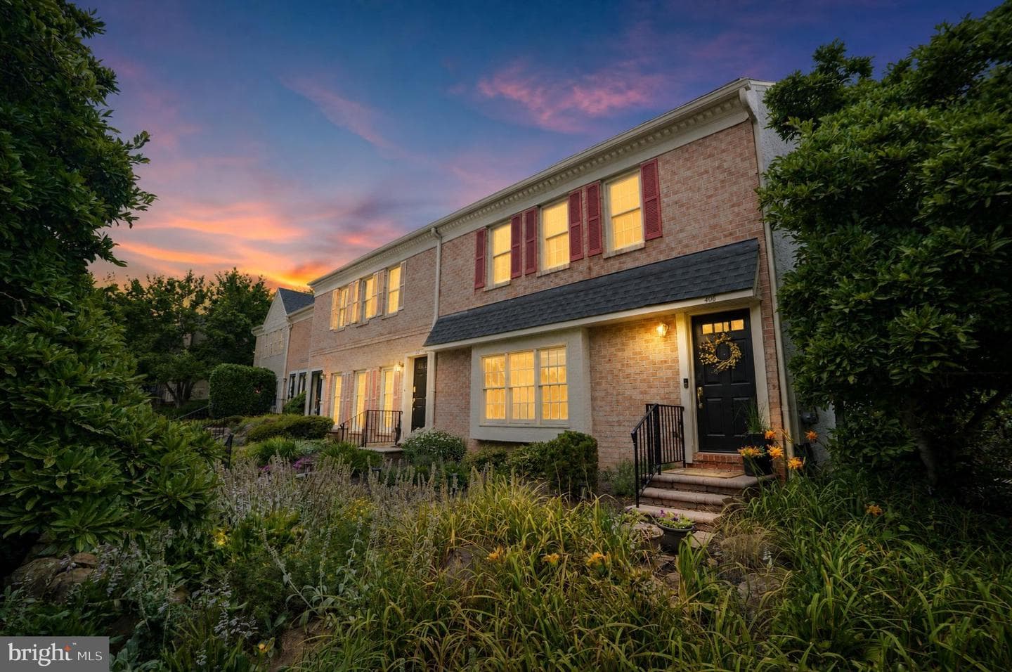 407 Everest Circle #407, West Chester