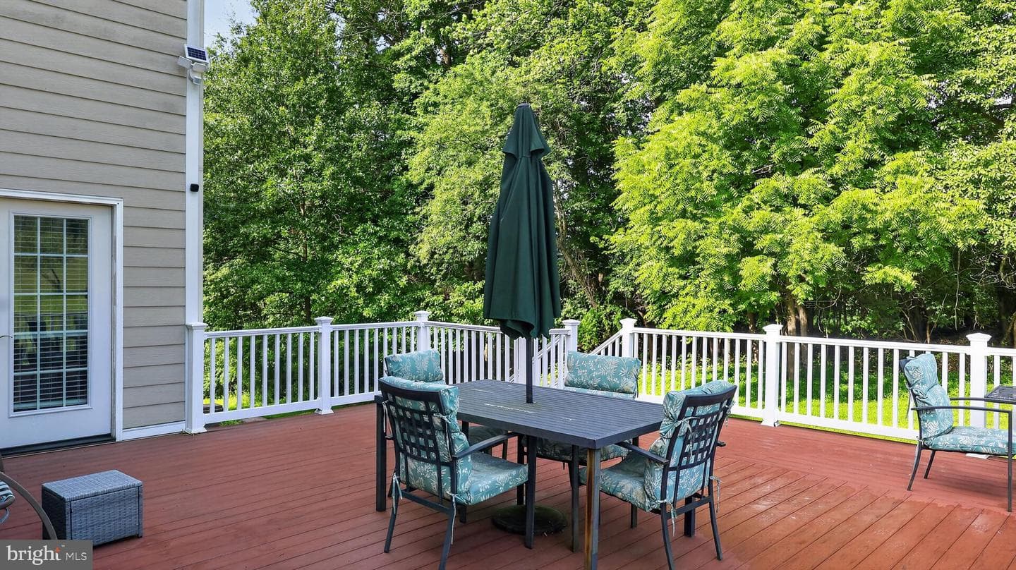 1464 W Stonington photo 76