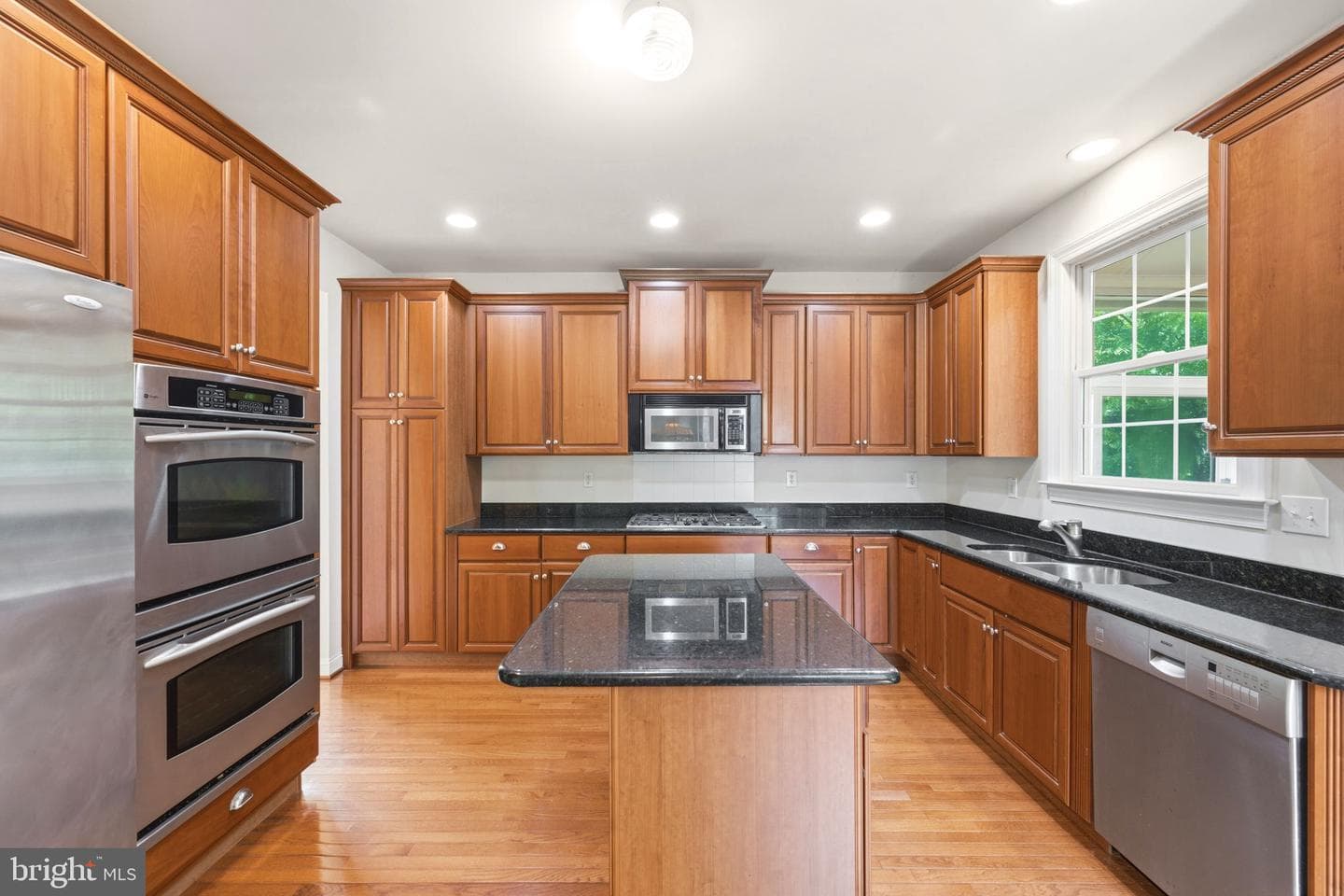 522 Raspberry Lane photo 35