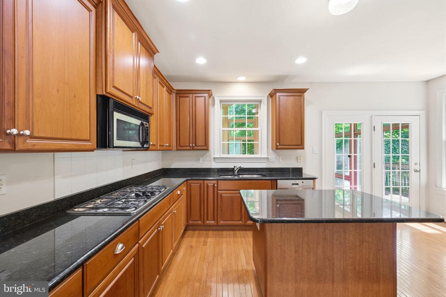 522 Raspberry Lane photo 37