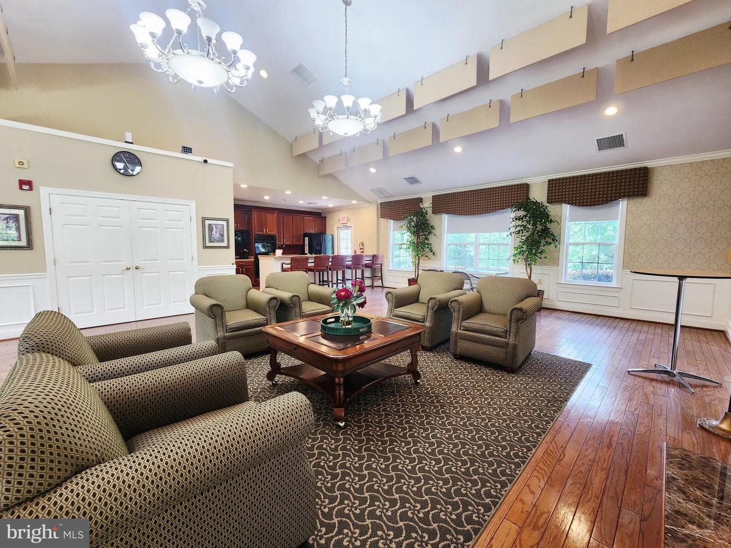 128 Lantana Drive photo 31